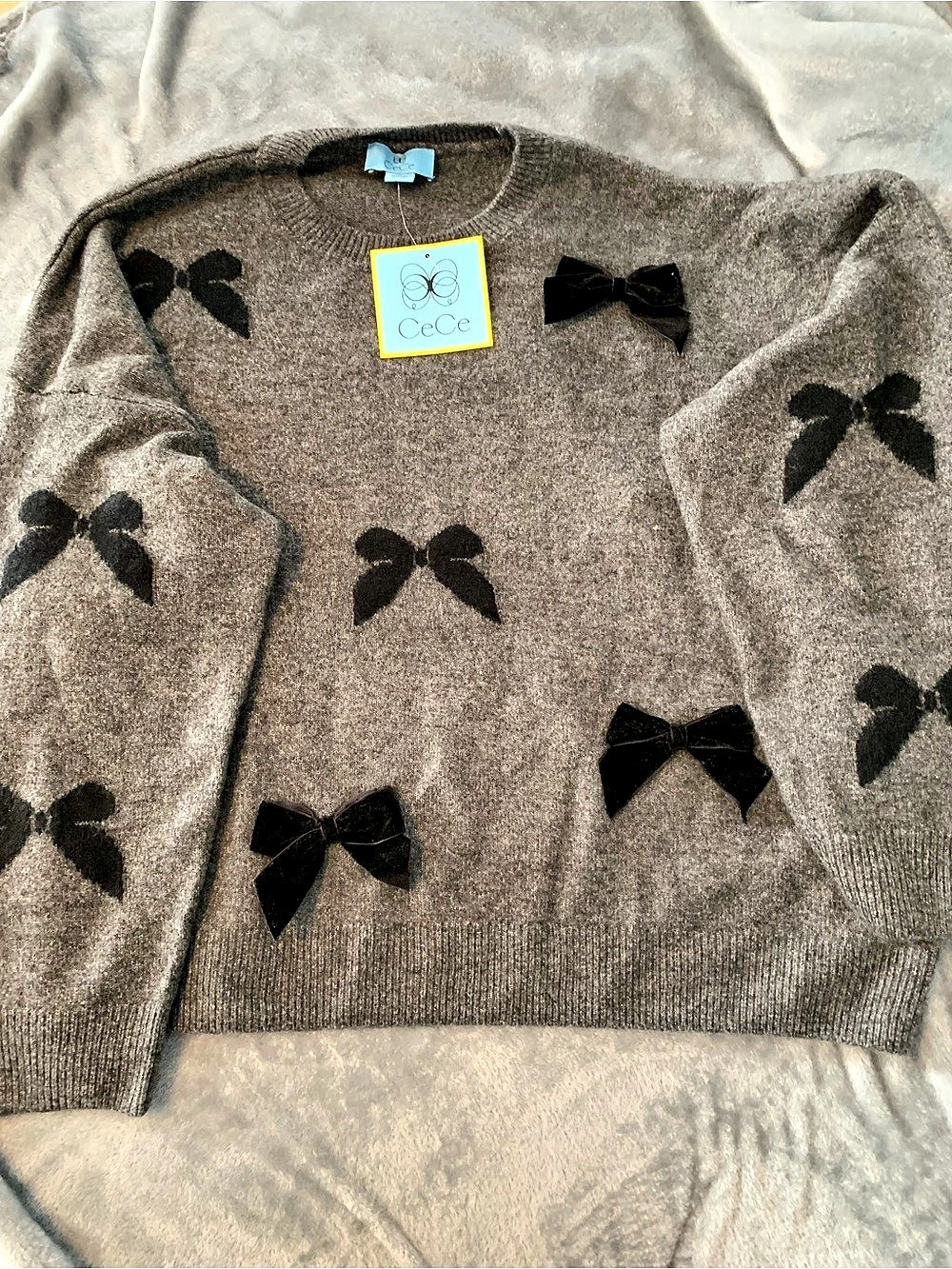 CeCe Bow Crewneck Sweater Gray & Black XL